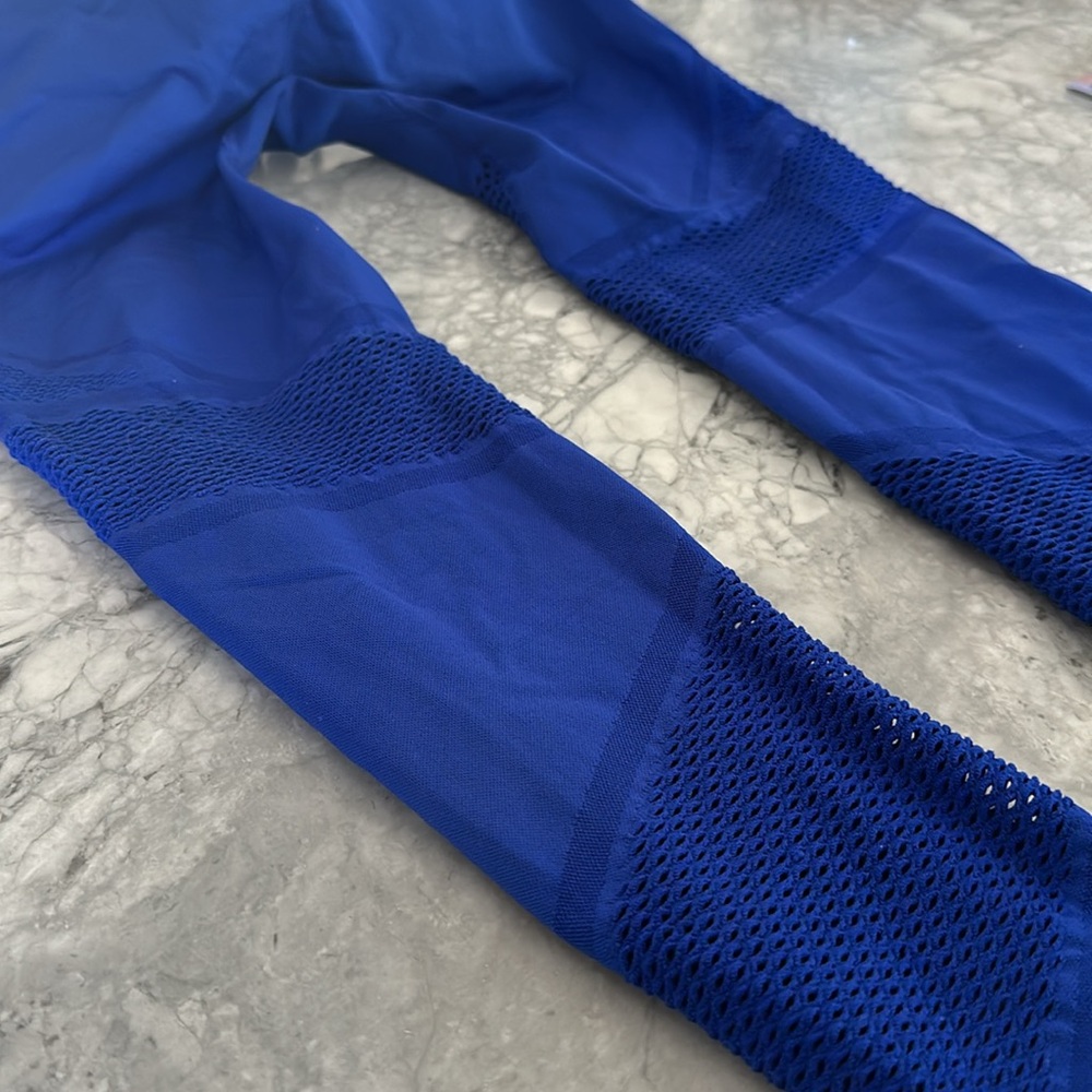 Fabletics Seamless Cobalt Leggings - image 4
